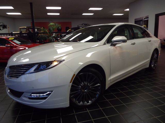 2013 Lincoln MKZ Hybrid for sale at SAINT CHARLES MOTORCARS in Saint Charles IL