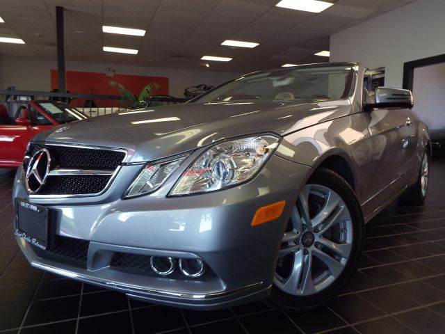 2011 Mercedes-Benz E-Class for sale at SAINT CHARLES MOTORCARS in Saint Charles IL