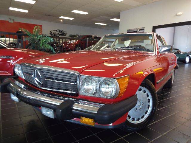 1988 Mercedes-Benz 560-Class for sale at SAINT CHARLES MOTORCARS in Saint Charles IL