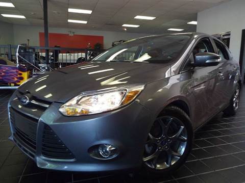 2014 Ford Focus for sale at SAINT CHARLES MOTORCARS in Saint Charles IL