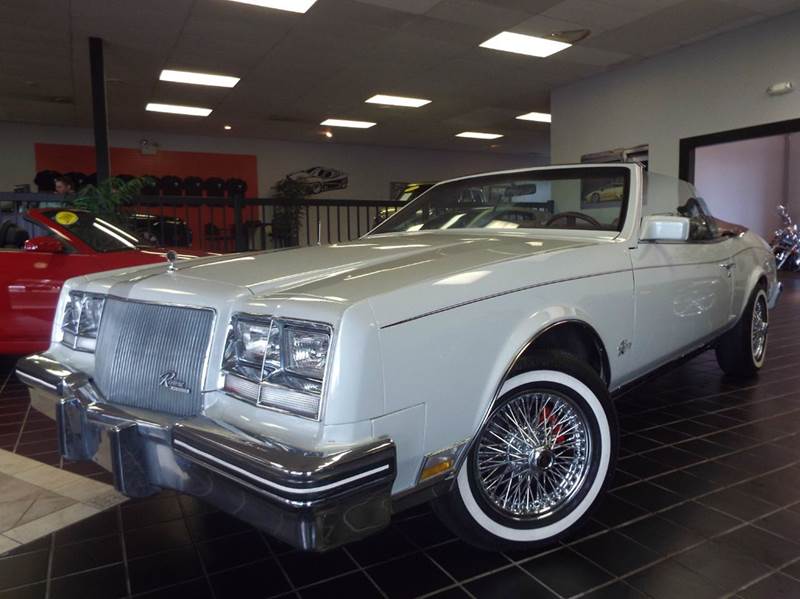 1984 Buick Riviera for sale at SAINT CHARLES MOTORCARS in Saint Charles IL