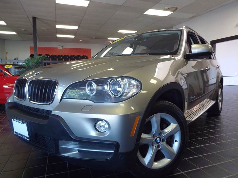 2009 BMW X5 for sale at SAINT CHARLES MOTORCARS in Saint Charles IL