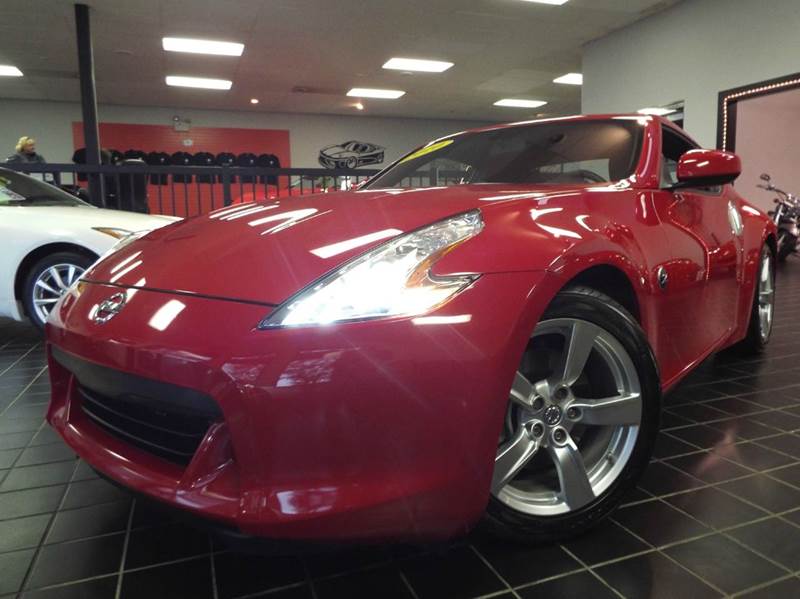 2010 Nissan 370Z for sale at SAINT CHARLES MOTORCARS in Saint Charles IL