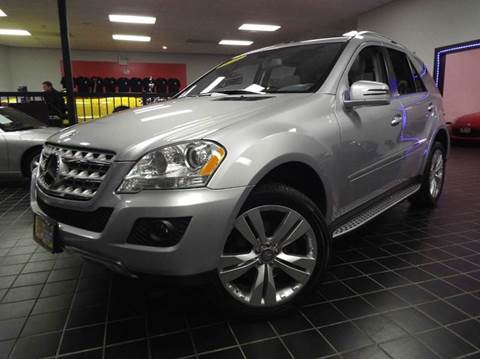 2011 Mercedes-Benz M-Class for sale at SAINT CHARLES MOTORCARS in Saint Charles IL