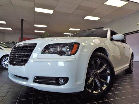 2014 Chrysler 300 for sale at SAINT CHARLES MOTORCARS in Saint Charles IL