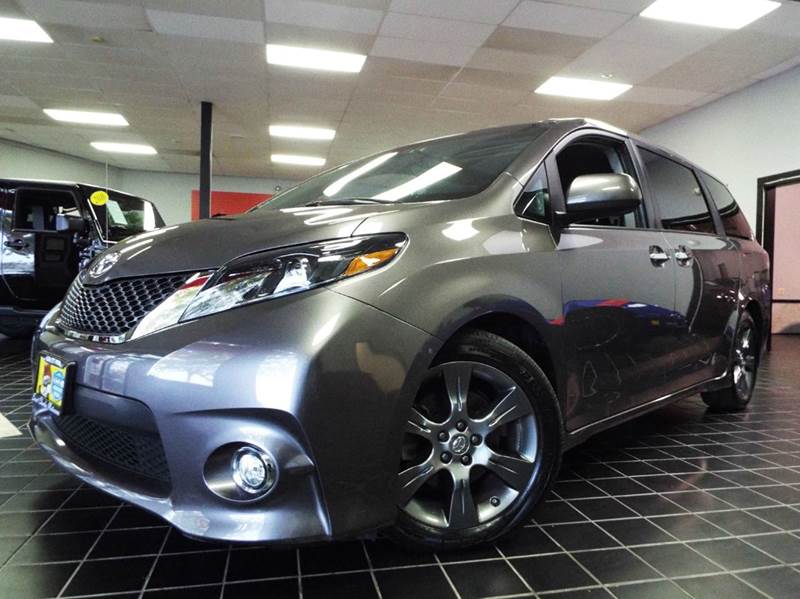 2015 Toyota Sienna for sale at SAINT CHARLES MOTORCARS in Saint Charles IL