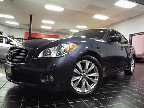 2011 Infiniti M37 for sale at SAINT CHARLES MOTORCARS in Saint Charles IL