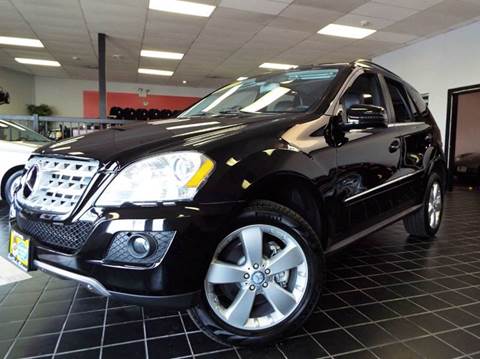 2011 Mercedes-Benz M-Class for sale at SAINT CHARLES MOTORCARS in Saint Charles IL