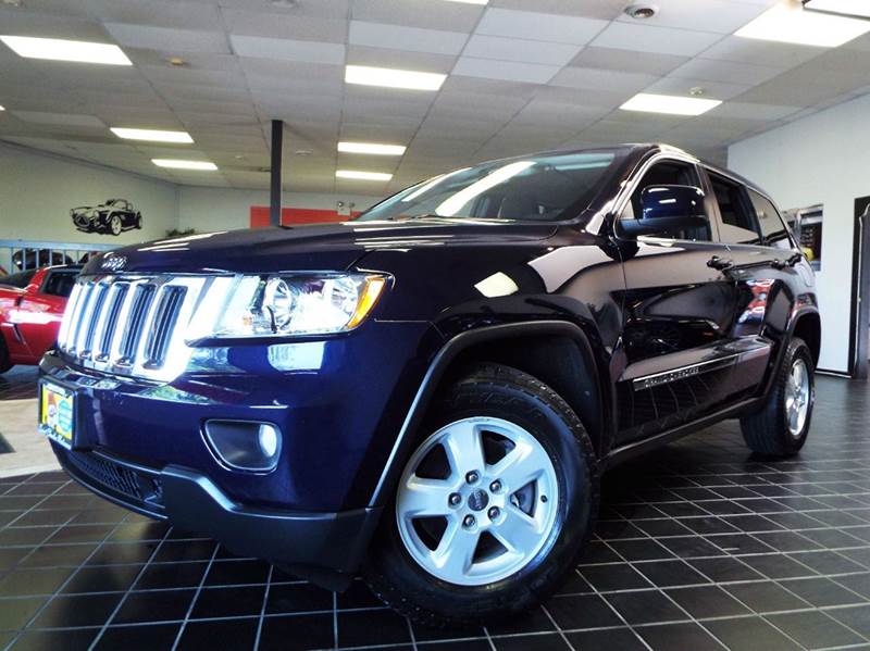 2012 Jeep Grand Cherokee for sale at SAINT CHARLES MOTORCARS in Saint Charles IL