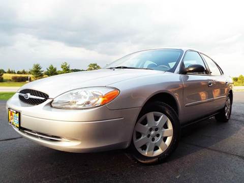 2003 Ford Taurus for sale at SAINT CHARLES MOTORCARS in Saint Charles IL