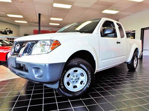 2015 Nissan Frontier for sale at SAINT CHARLES MOTORCARS in Saint Charles IL
