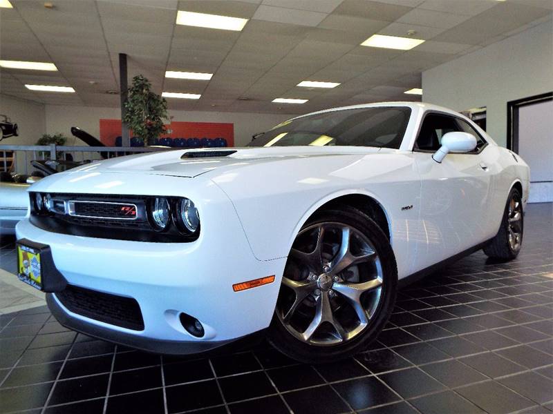 2015 Dodge Challenger for sale at SAINT CHARLES MOTORCARS in Saint Charles IL