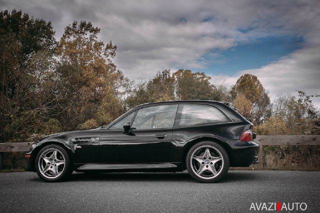 2001 BMW M for sale at AVAZI AUTO GROUP LLC in Gaithersburg MD