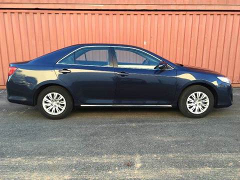 2014 Toyota Camry for sale at AVAZI AUTO GROUP LLC in Gaithersburg MD