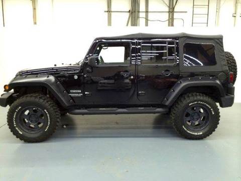 2011 Jeep Wrangler Unlimited for sale at AVAZI AUTO GROUP LLC in Gaithersburg MD