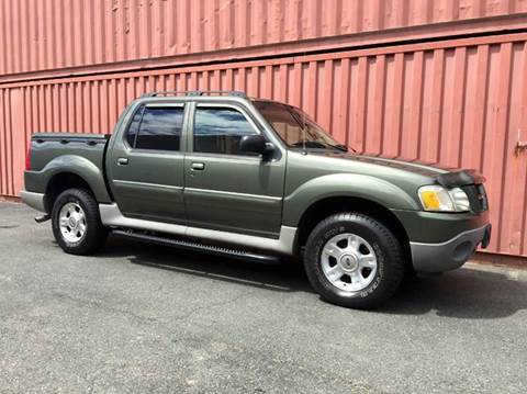 2003 Ford Explorer Sport Trac for sale at AVAZI AUTO GROUP LLC in Gaithersburg MD