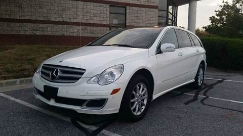 2006 Mercedes-Benz R-Class for sale at AVAZI AUTO GROUP LLC in Gaithersburg MD