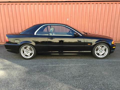 2001 BMW 3 Series for sale at AVAZI AUTO GROUP LLC in Gaithersburg MD