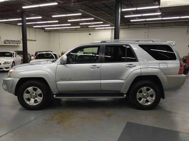 2003 Toyota 4Runner for sale at AVAZI AUTO GROUP LLC in Gaithersburg MD
