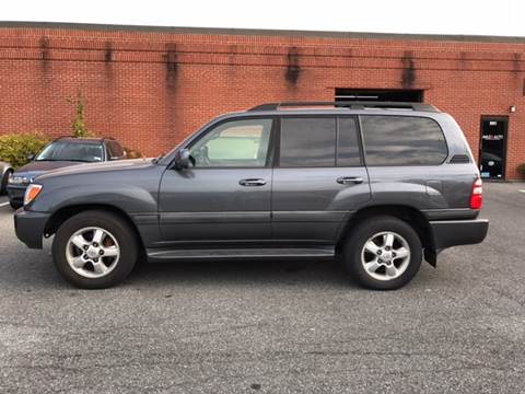 2005 Toyota Land Cruiser for sale at AVAZI AUTO GROUP LLC in Gaithersburg MD