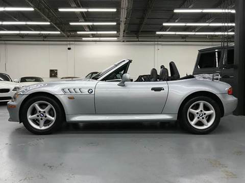 1998 BMW Z3 for sale at AVAZI AUTO GROUP LLC in Gaithersburg MD