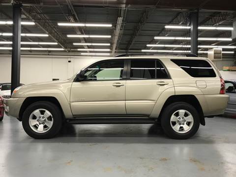 2005 Toyota 4Runner for sale at AVAZI AUTO GROUP LLC in Gaithersburg MD