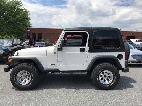 2004 Jeep Wrangler for sale at AVAZI AUTO GROUP LLC in Gaithersburg MD