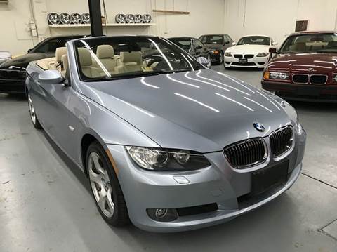 2009 BMW 3 Series for sale at AVAZI AUTO GROUP LLC in Gaithersburg MD