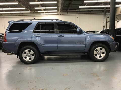 2005 Toyota 4Runner for sale at AVAZI AUTO GROUP LLC in Gaithersburg MD