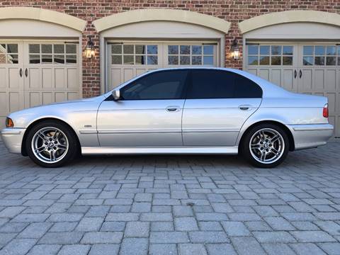 2001 BMW 5 Series for sale at AVAZI AUTO GROUP LLC in Gaithersburg MD