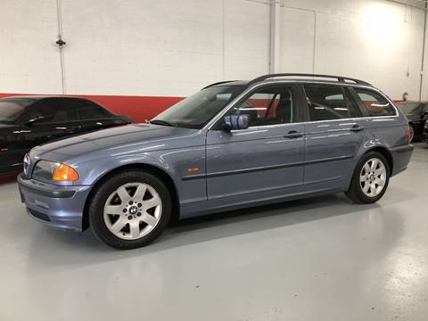 2001 BMW 3 Series for sale at AVAZI AUTO GROUP LLC in Gaithersburg MD