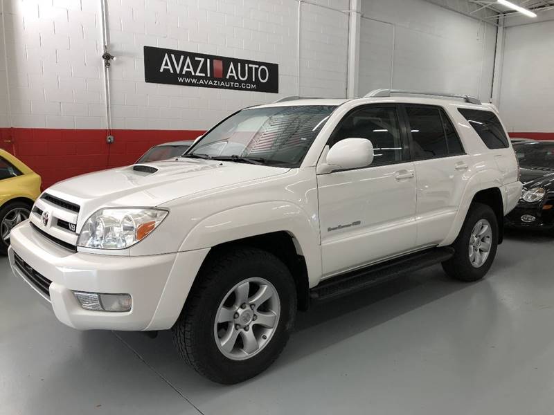 2004 Toyota 4Runner for sale at AVAZI AUTO GROUP LLC in Gaithersburg MD