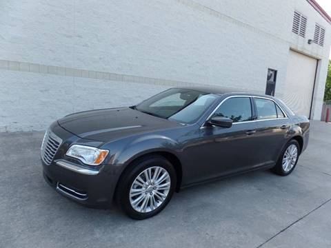 2014 Chrysler 300 for sale at Auto Icon in Houston TX