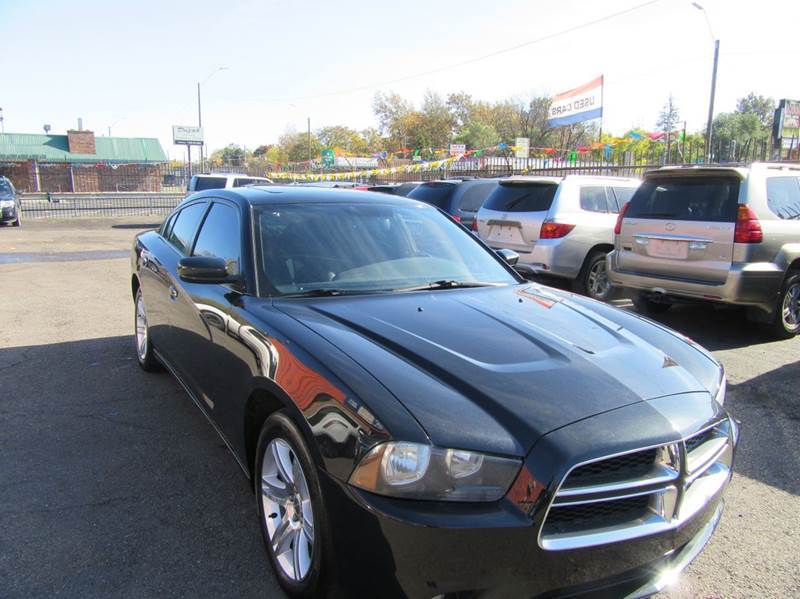 2011 Dodge Charger for sale at ROYAL CAR CENTER INC in Detroit MI
