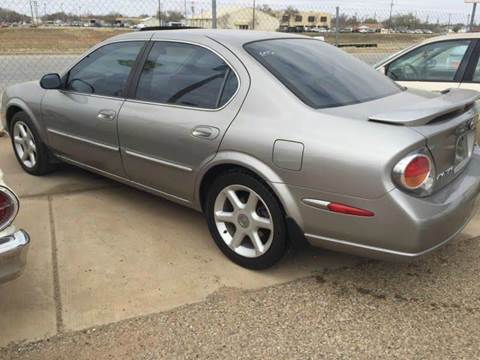 2001 Nissan Maxima for sale at Gloe Auto Sales in Lubbock TX