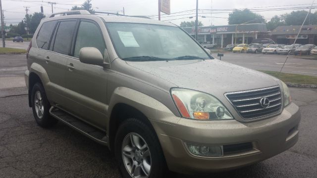 2004 Lexus GX 470 for sale at Motor Max Llc in Louisville KY