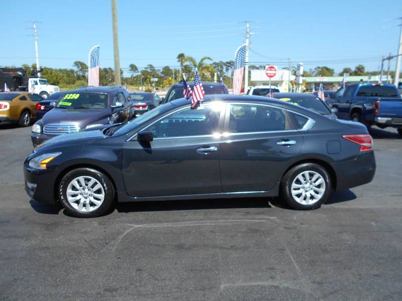 2013 Nissan Altima for sale at Celebrity Auto Sales in Fort Pierce FL