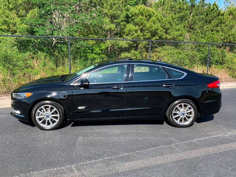 2017 Ford Fusion Energi SE Luxury (image 5)