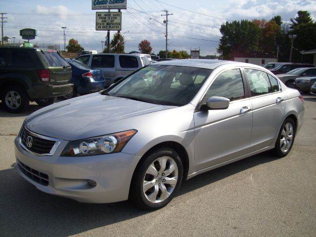 2009 Honda Accord for sale at Chris Nacos Auto Sales in Derry NH
