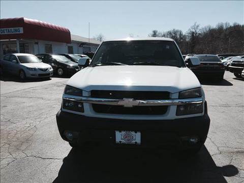 2003 Chevrolet Avalanche for sale at Sandy Lane Auto Sales and Repair in Warwick RI