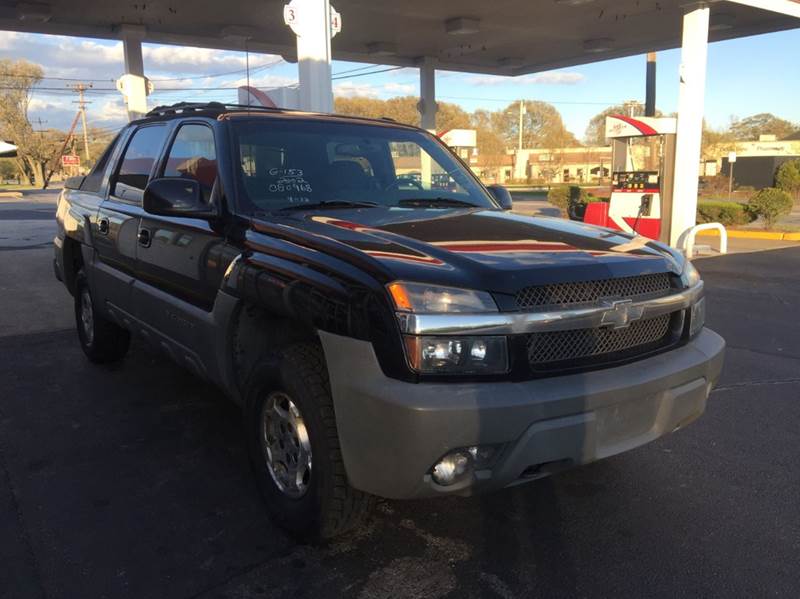 2002 Chevrolet Avalanche for sale at Sandy Lane Auto Sales and Repair in Warwick RI