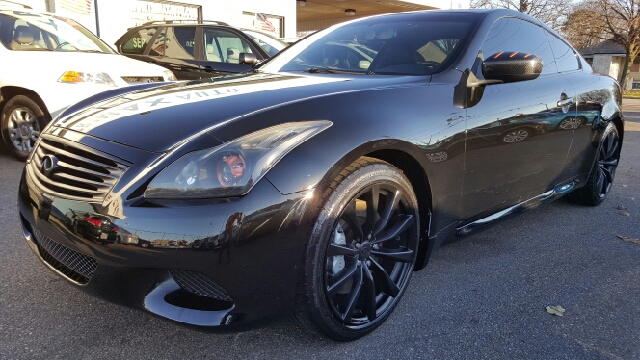 2008 Infiniti G37 for sale at Trimax Auto Group in Norfolk VA