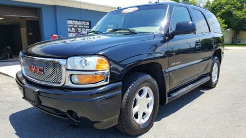 2005 GMC Yukon for sale at Trimax Auto Group in Norfolk VA