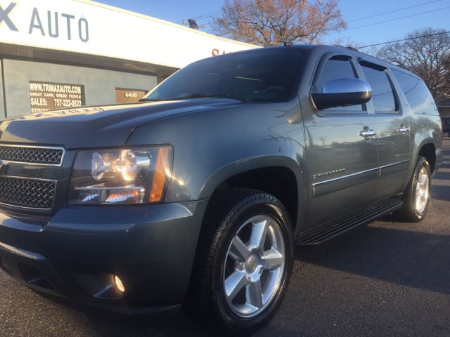 2009 Chevrolet Suburban for sale at Trimax Auto Group in Norfolk VA