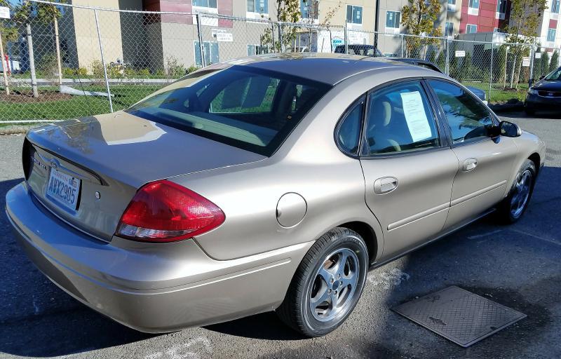 2005 Ford Taurus SEL