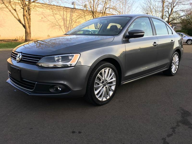 2013 Volkswagen Jetta for sale at Beaverton Auto Wholesale LLC in Hillsboro OR