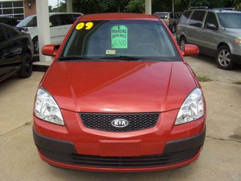 2009 Kia Rio for sale at RODRIGUEZ MOTORS LLC in Fredericksburg VA