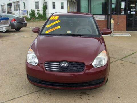 2008 Hyundai Accent for sale at RODRIGUEZ MOTORS LLC in Fredericksburg VA