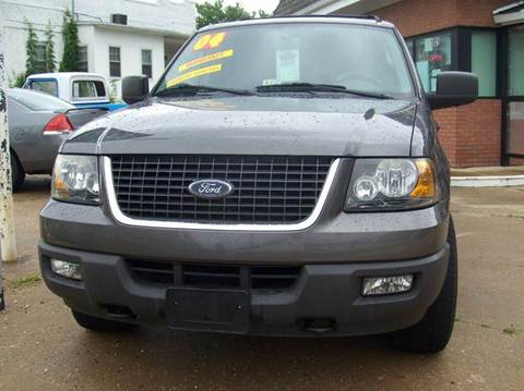 2004 Ford Expedition for sale at RODRIGUEZ MOTORS LLC in Fredericksburg VA
