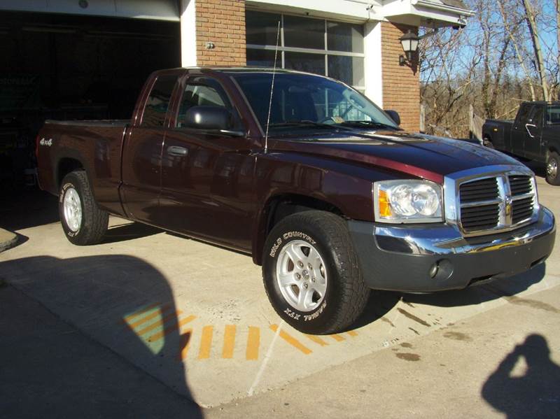 2005 Dodge Dakota Slt 4wd 4dr Club Cab Sb In Fredericksburg Va